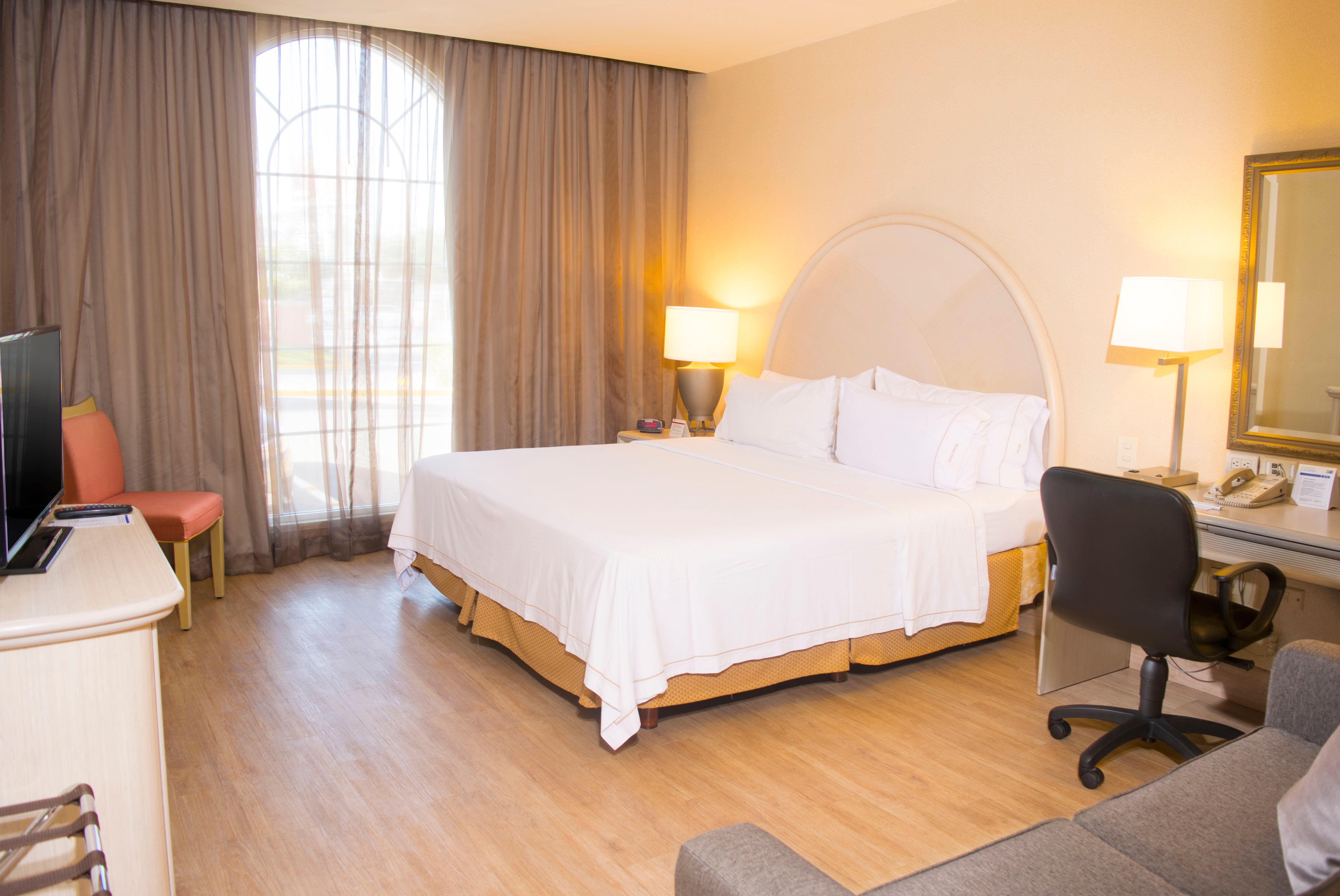 Holiday Inn Express Monterrey Galerias-San Jeronimo By Ihg Buitenkant foto