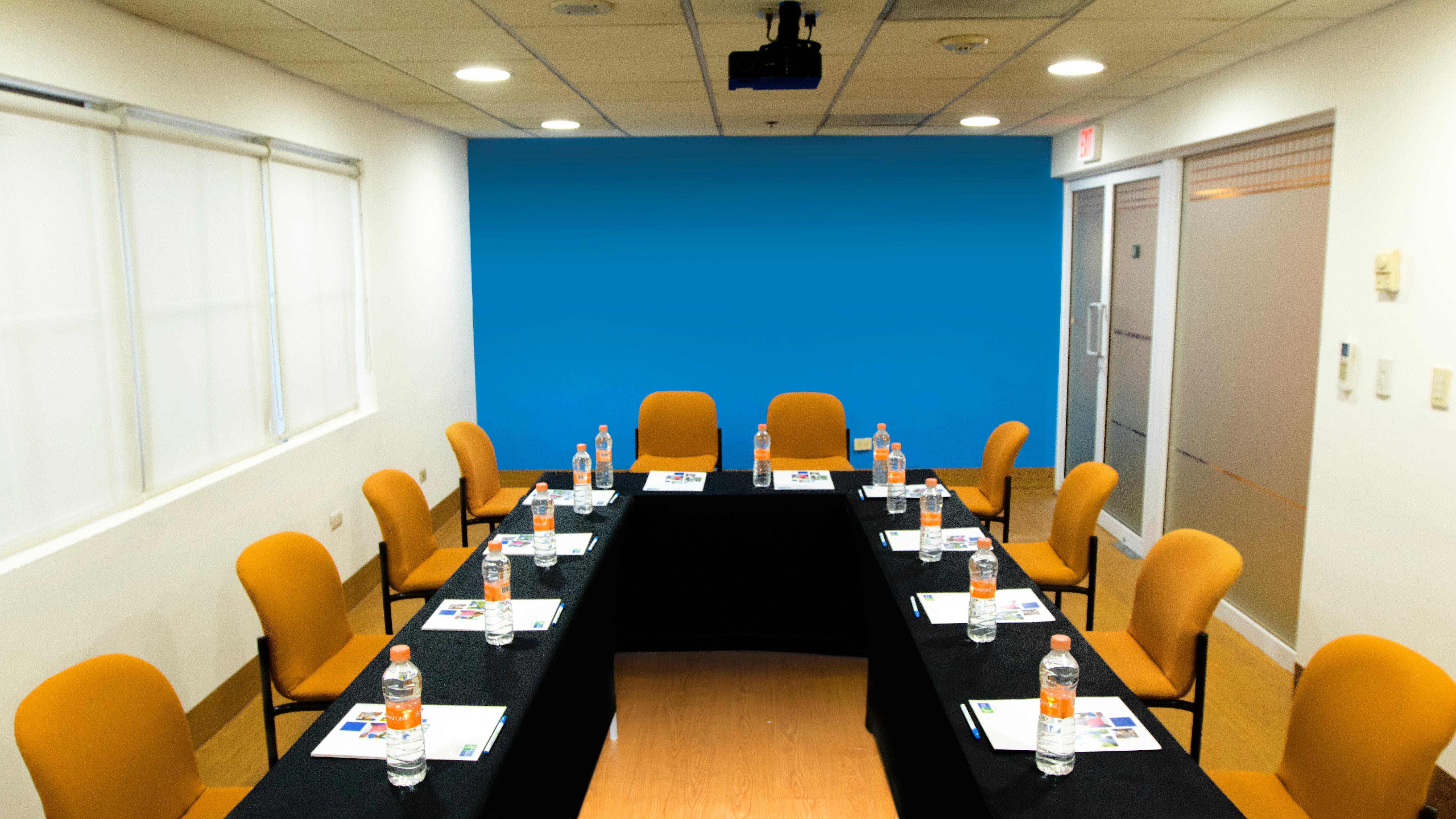 Holiday Inn Express Monterrey Galerias-San Jeronimo By Ihg Buitenkant foto