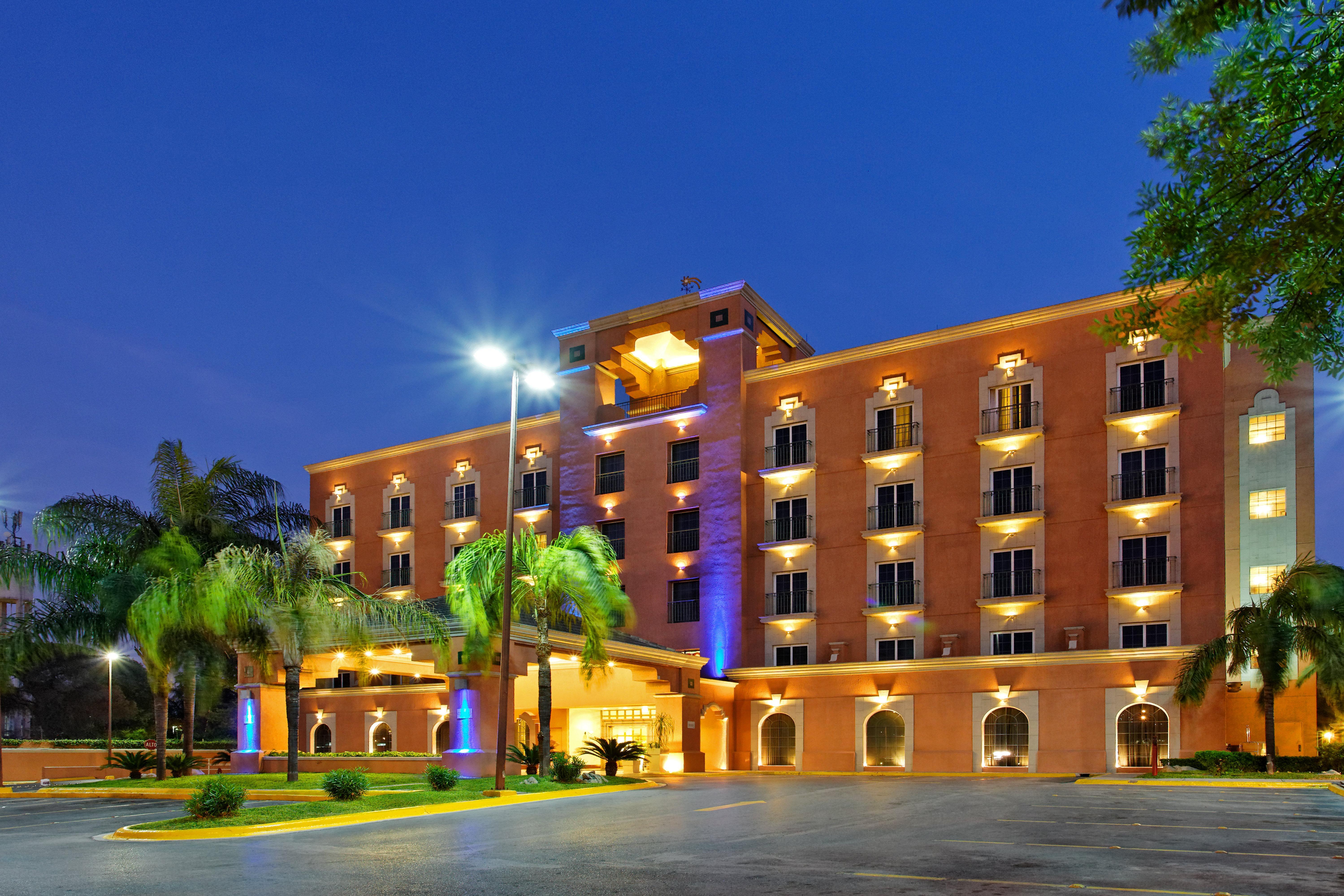 Holiday Inn Express Monterrey Galerias-San Jeronimo By Ihg Buitenkant foto