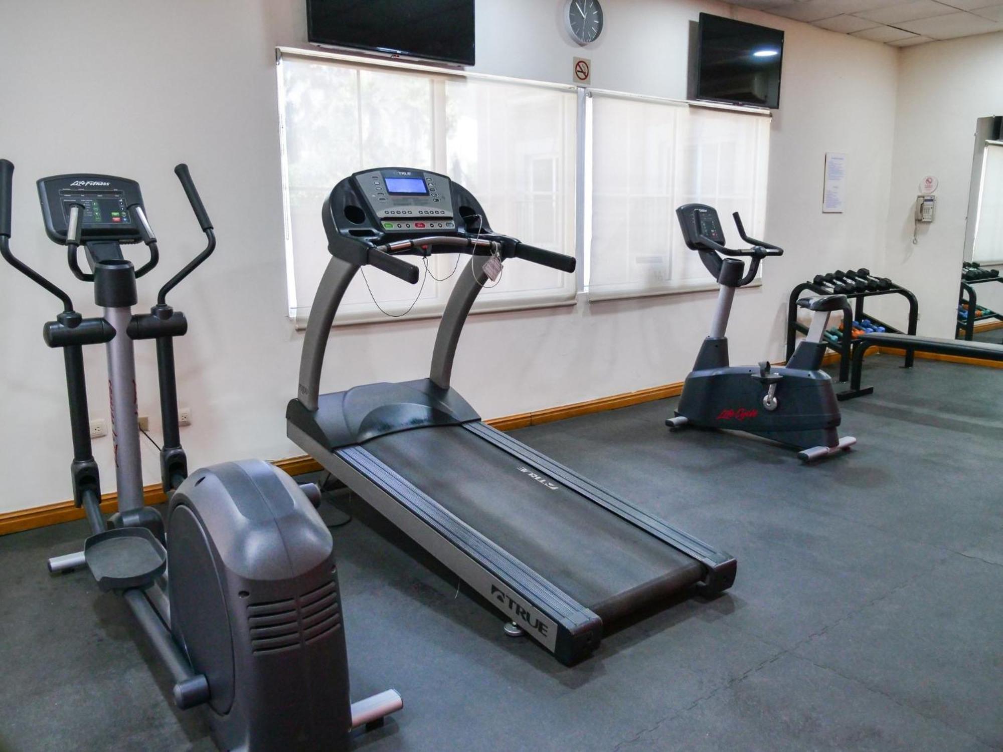 Holiday Inn Express Monterrey Galerias-San Jeronimo By Ihg Buitenkant foto